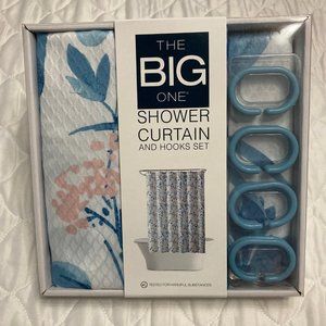 NWT * Shower Curtain Set